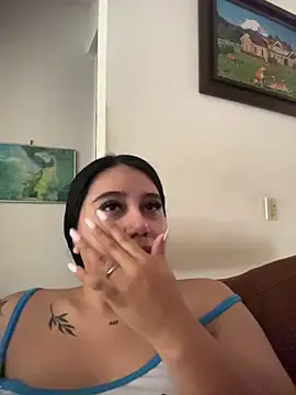 Sophie Dreamss online show from April 14, 4:57 pm