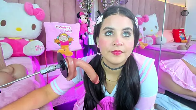 LizzyOlsen online show from November 21, 5:17 am