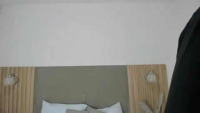 coral15  online show from November 21, 2:10 am