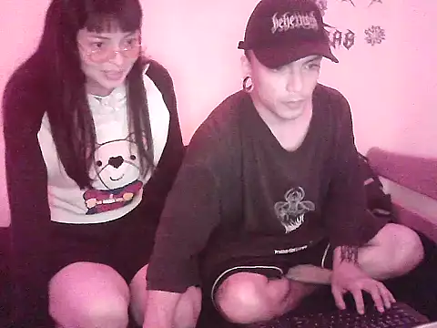 Snapshot of Damianandlu chatting on September 9, 1:49 am Damianandlu online show from September 9, 1:49 am
