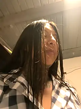 Snapshot of missashlyrosette chatting on December 22, 11:57 pm missashlyrosette online show from December 22, 11:57 pm