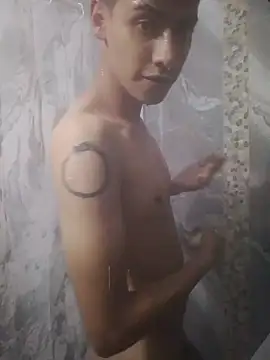 Snapshot of aispuro8505 chatting on January 19, 7:45 am aispuro8505 online show from January 19, 7:45 am