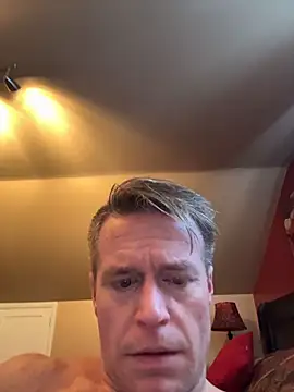 DILFiGuess11 online show from February 4, 6:58 pm