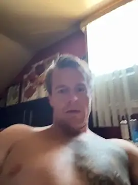 DILFiGuess11 online show from April 7, 5:02 pm