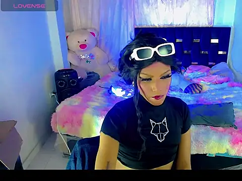 TheBlackwidows online show from October 31, 3:13 pm