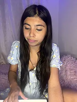 DianeSuns  online show from February 13, 3:57 am