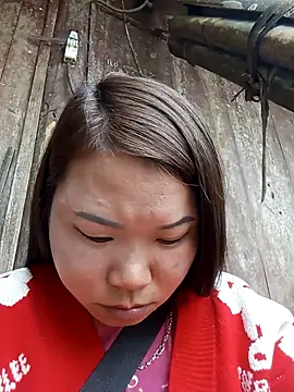 may-squirl online show from December 5, 8:23 am