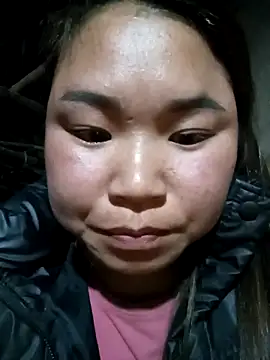 may-squirl online show from January 15, 1:59 pm