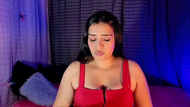 Snapshot of Kayleemorales chatting on October 25, 8:03 pm Kayleemorales online show from October 25, 8:03 pm