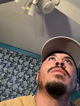 AlexR9700 online show from November 24, 11:37 pm