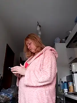 LiluLiluLilu online show from October 17, 7:22 am