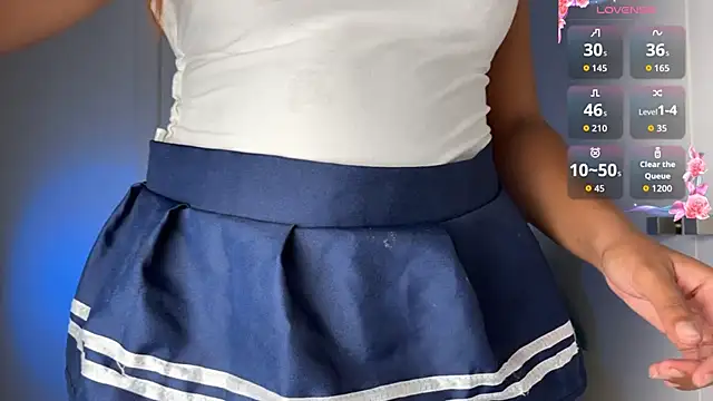 madsnextdoor online show from October 19, 8:59 am