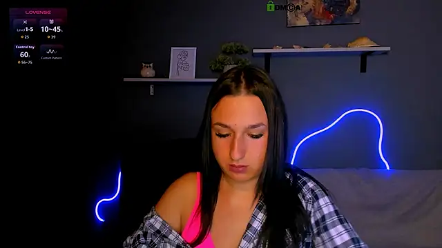 Snapshot of alma_black chatting on September 16, 12:50 pm alma black online show from September 16, 12:50 pm