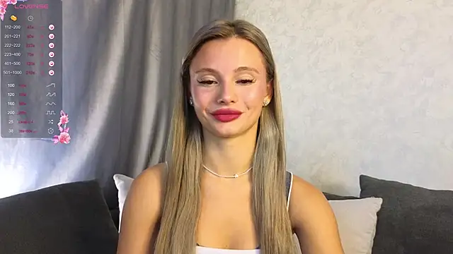 NaughtySeraphine online show from October 24, 6:10 am