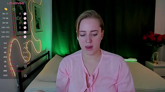 Alice Cire online show from December 3, 2:04 pm