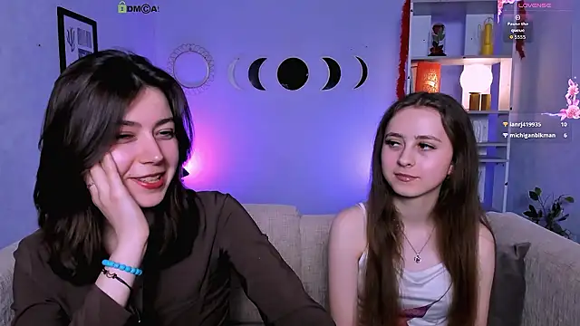 kitniss dreamy online show from March 21, 8:45 pm