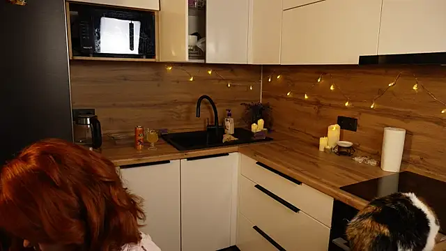 eliz gallen online show from November 13, 6:51 pm