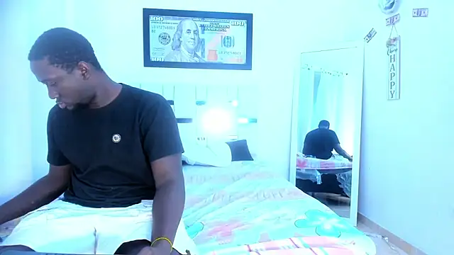 Snapshot of lucas_manzon chatting on November 26, 2:07 pm lucas manzon online show from November 26, 2:07 pm