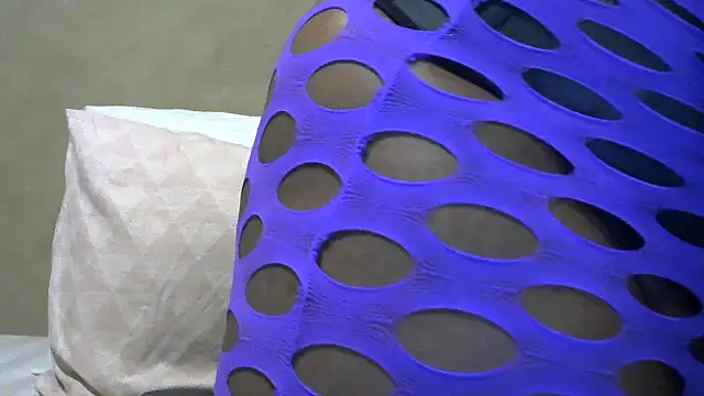 Sweetblcklips online show from March 1, 8:55 pm