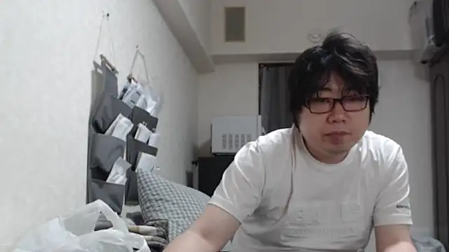 raterate555 online show from April 14, 8:42 am