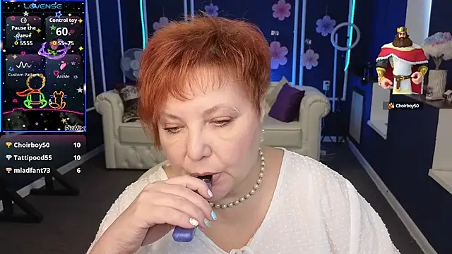 Kira Kenett online show from October 7, 7:38 am