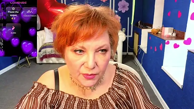 Kira Kenett online show from March 19, 9:35 am