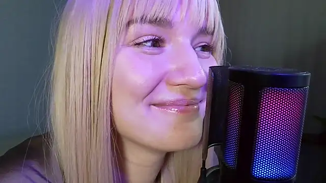 LunaXLoverx online show from October 8, 10:18 pm