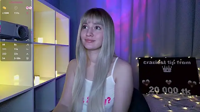 LunaXLoverx online show from October 30, 5:35 pm