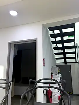 Snapshot of TiffanyyLam chatting on November 9, 11:30 am TiffanyyLam online show from November 9, 11:30 am