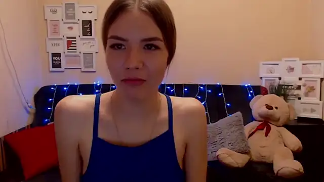 Snapshot of aSingleOne chatting on February 14, 2:52 am aSingleOne online show from February 14, 2:52 am