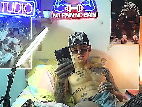 Strongcockfitness online show from October 26, 4:29 am