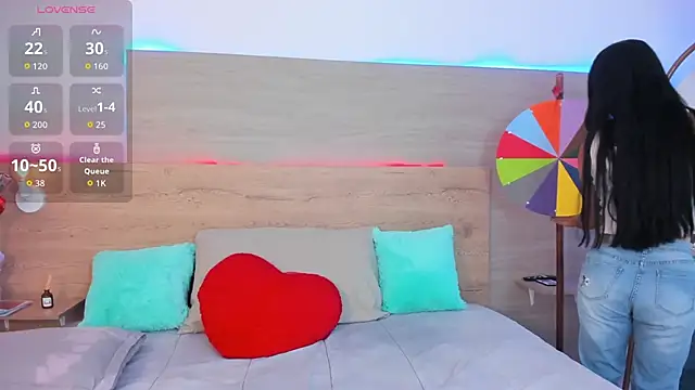 Snapshot of GinebraBrown chatting on February 12, 6:36 pm GinebraBrown online show from February 12, 6:36 pm