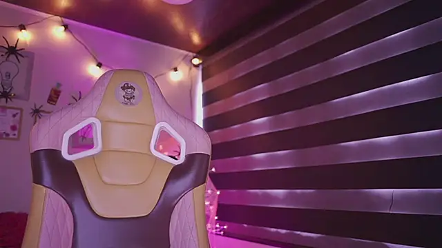 Rebecah 1 online show from October 30, 3:35 pm