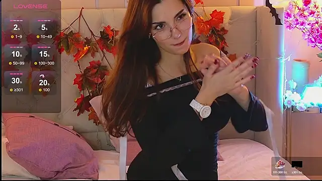 Snapshot of LeaMelone chatting on November 12, 7:13 pm LeaMelone online show from November 12, 7:13 pm