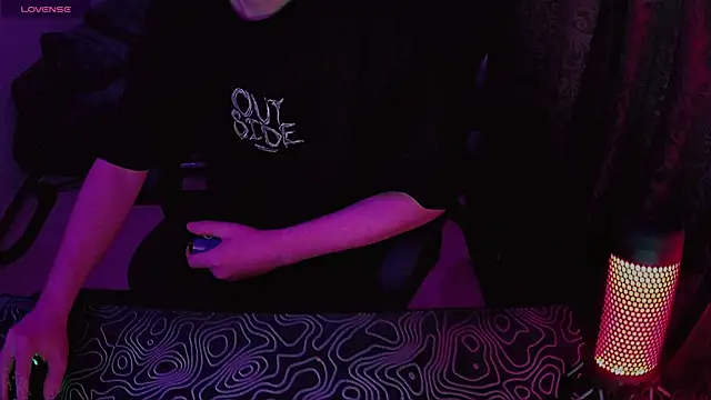 xXxHARDPORNxXx online show from May 13, 2:42 am