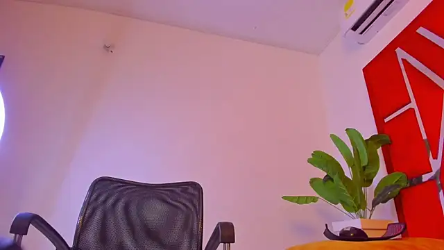 Snapshot of vennusasm1 chatting on October 17, 10:23 pm vennusasm1 online show from October 17, 10:23 pm