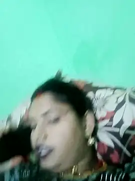 Snapshot of Anjali_220 chatting on October 15, 6:13 am Anjali 220 online show from October 15, 6:13 am