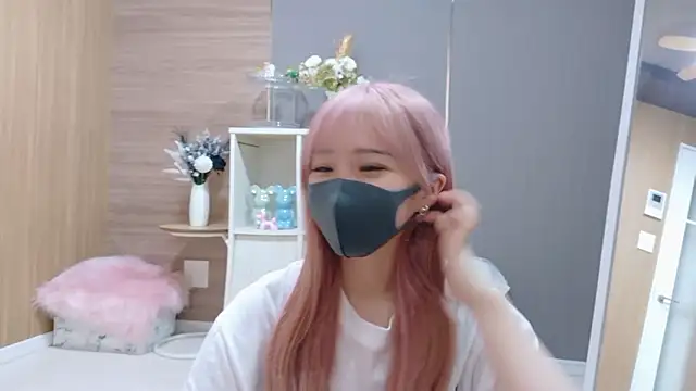 Snapshot of Una_chan_ chatting on September 22, 10:34 pm Una chan online show from September 22, 10:34 pm