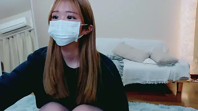 Una chan  online show from December 2, 1:50 pm