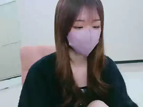 Snapshot of Una_chan_ chatting on March 5, 11:50 am Una chan online show from March 5, 11:50 am