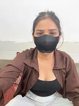 Snapshot of Sex_Queen_aaraya chatting on May 9, 4:23 pm Sex Queen aaraya online show from May 9, 4:23 pm