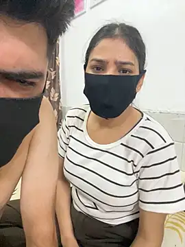 Snapshot of Sex_Queen_aaraya chatting on June 9, 5:52 am Sex Queen aaraya online show from June 9, 5:52 am