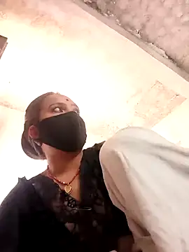 suhani sharmj online show from February 17, 8:11 am