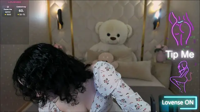Snapshot of MeLexySexy chatting on October 7, 12:24 pm MeLexySexy online show from October 7, 12:24 pm