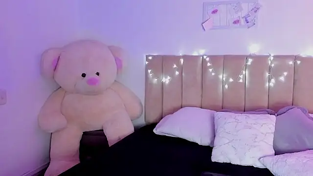 Hill Brownie online show from January 9, 12:41 pm