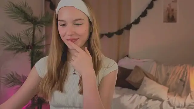 Snapshot of Vegas_V chatting on October 20, 2:17 pm Vegas V online show from October 20, 2:17 pm