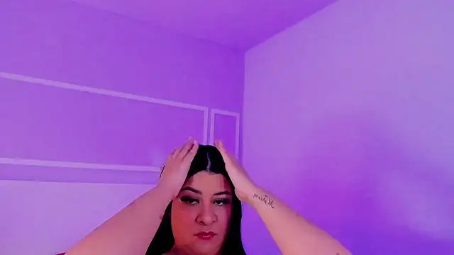 TianaGlow26 online show from February 17, 7:09 pm