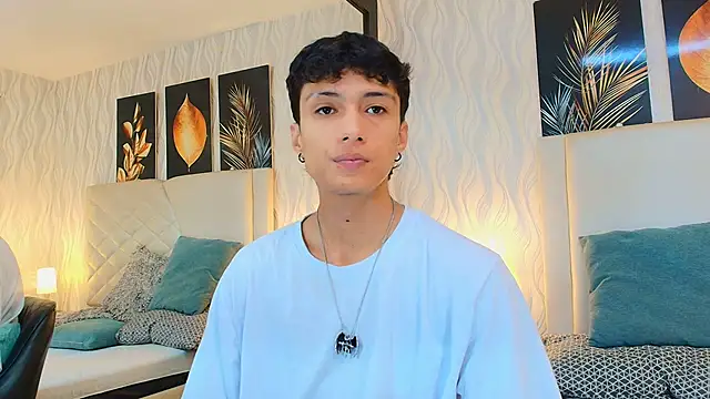 Snapshot of Lean_Portman chatting on January 13, 8:36 pm Lean Portman online show from January 13, 8:36 pm