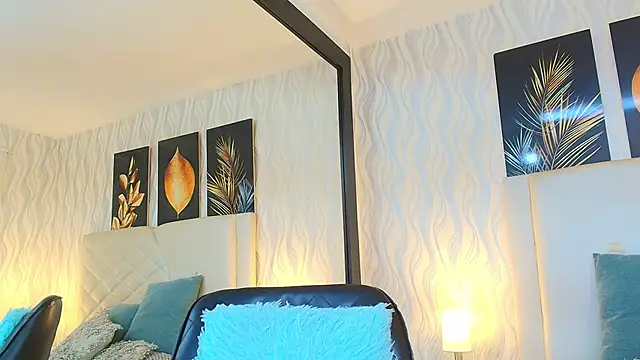 Snapshot of Lean_Portman chatting on February 6, 8:34 pm Lean Portman online show from February 6, 8:34 pm