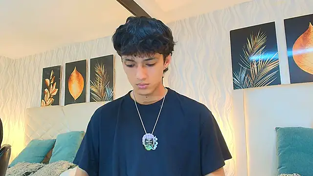 Snapshot of Lean_Portman chatting on February 11, 8:58 pm Lean Portman online show from February 11, 8:58 pm